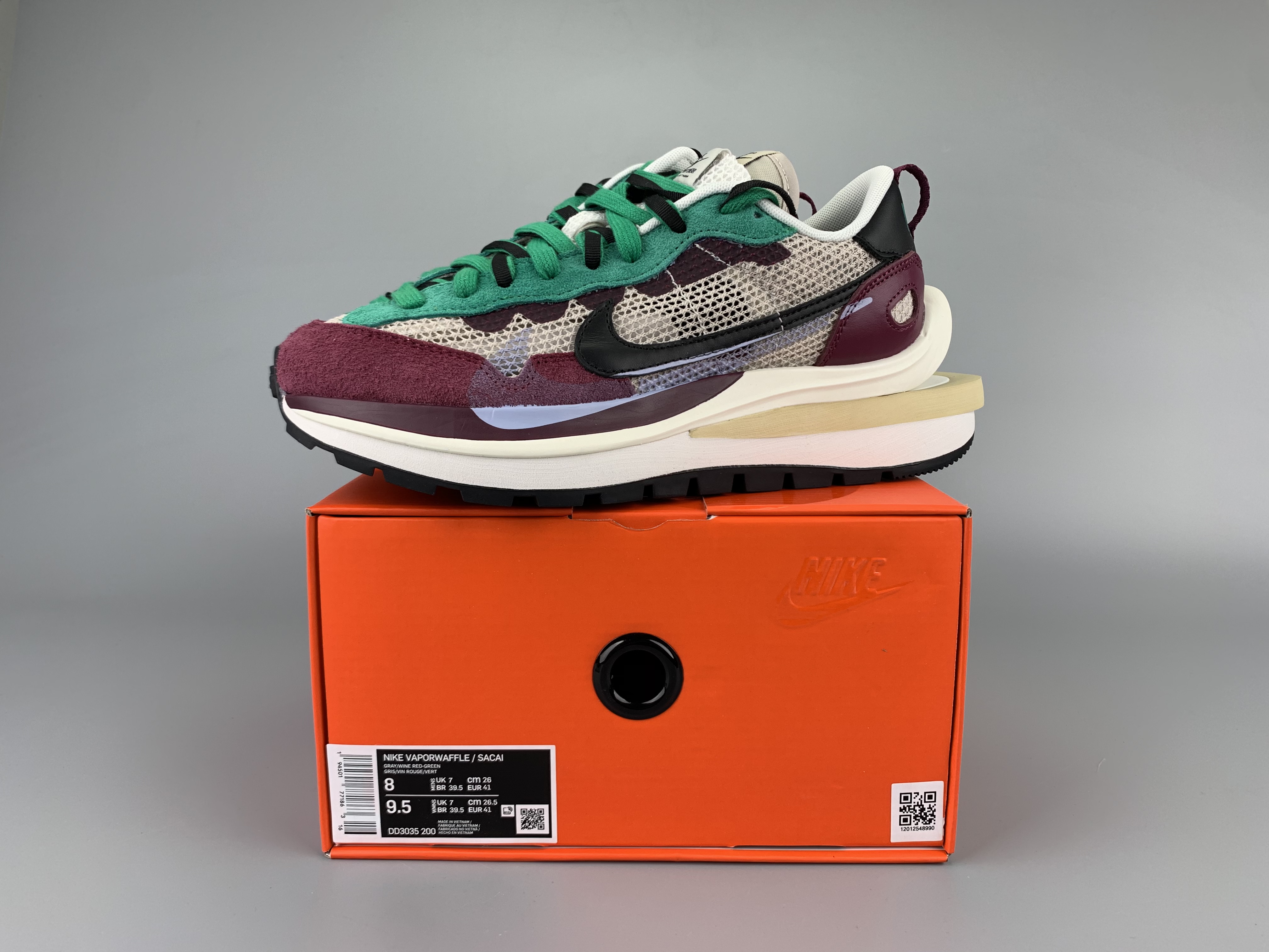 Women Nike Sacai CV1363-700 Green Wine Red Black White Shoes